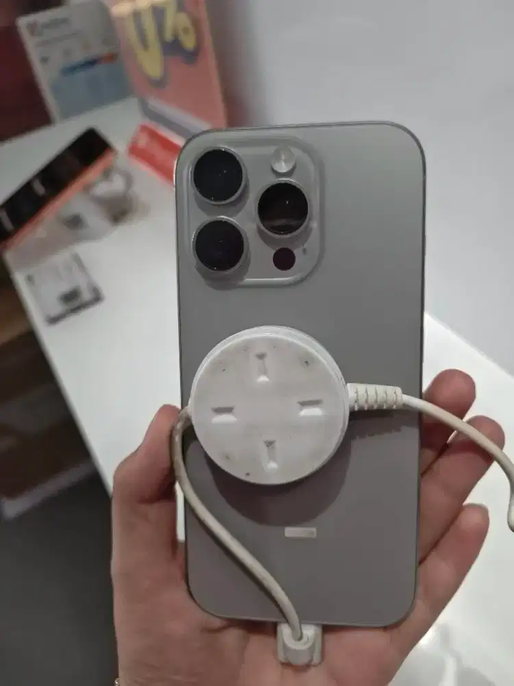 Iphone 16 pro new