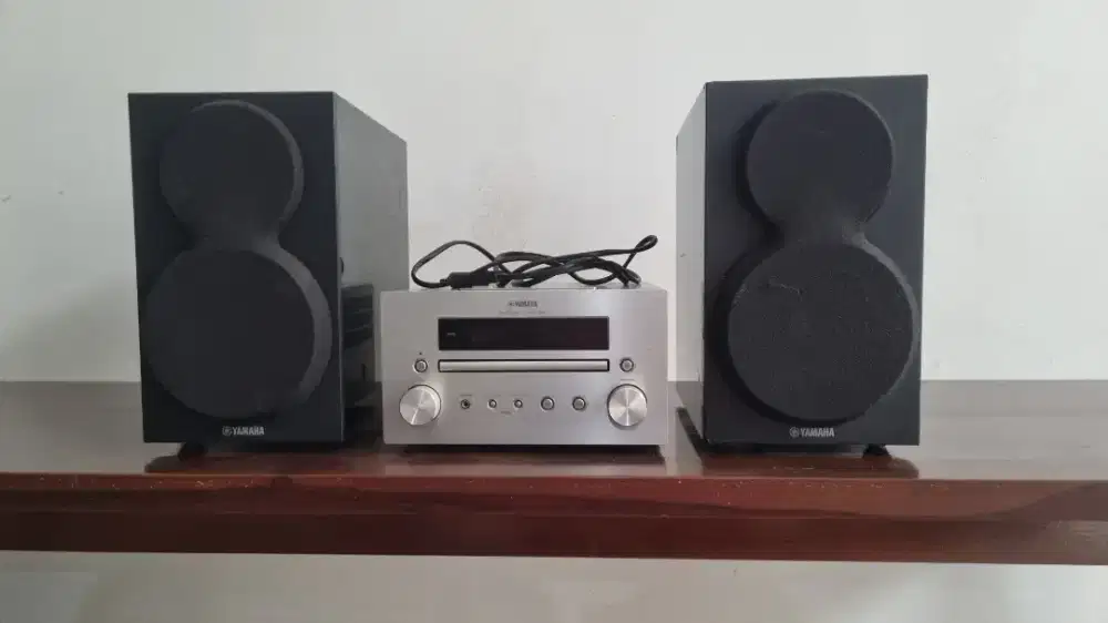 Audio YAMAHA CRX 550