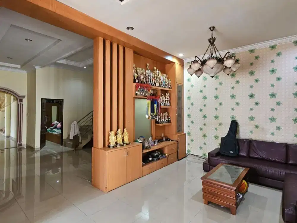 DIJUAL VILLA HOOK MANTAP – KOMPLEK CEMARA HIJAU