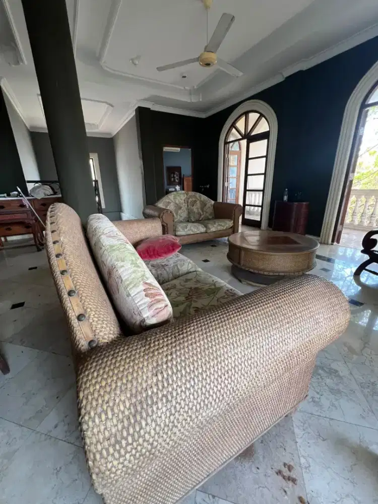 1 Set Sofa Rotn Ruang Tamu