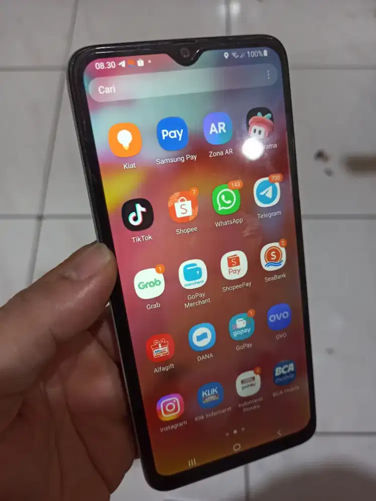 Samsung A70 128Gb/Ram6Gb Golden ponsel