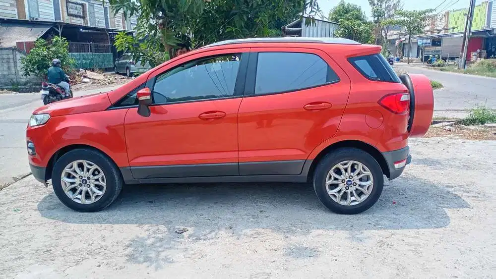 Ford Eco Sport titanium tgn 1 dari baru