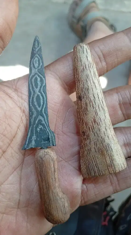 Keris jimatan brojol pamor melati