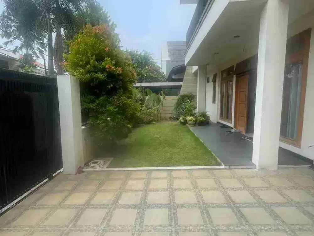 DIJUAL RUMAH,PONDOK INDAH,CANTIK,TERAWAT