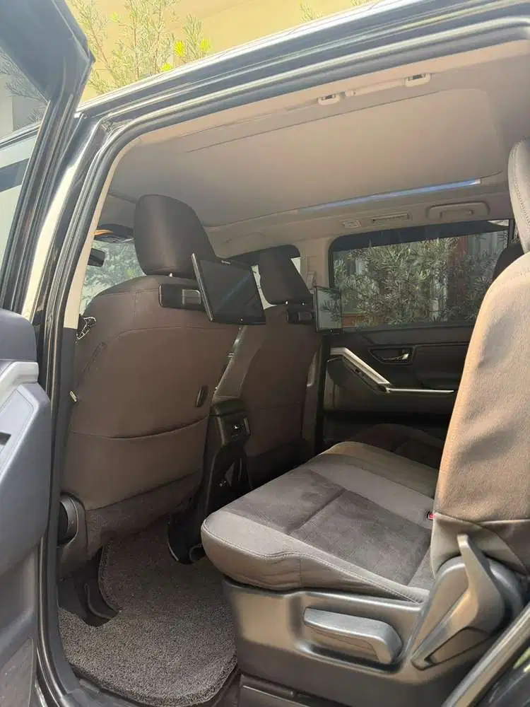Toyota Kijang Innova 2023 Bensin
