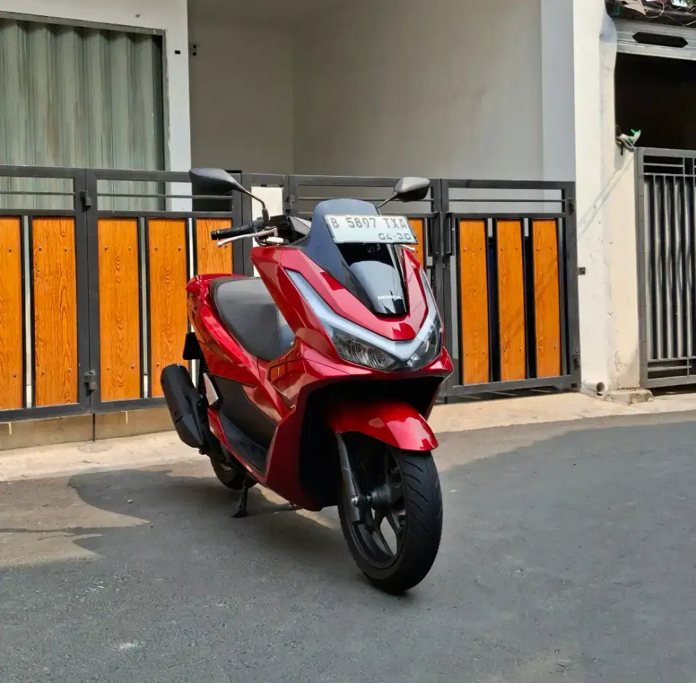 Honda PCX 160 Gen 2 CBS ISS MULUSSS Pajak Hidup Panjang