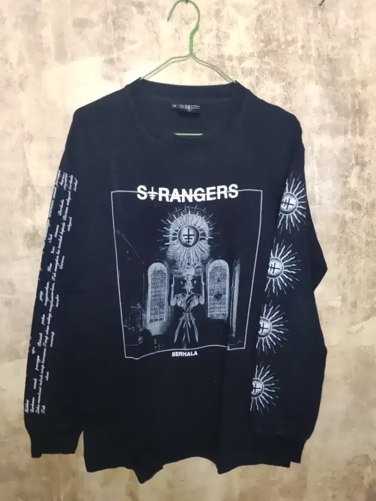 Kaos Band Stangers