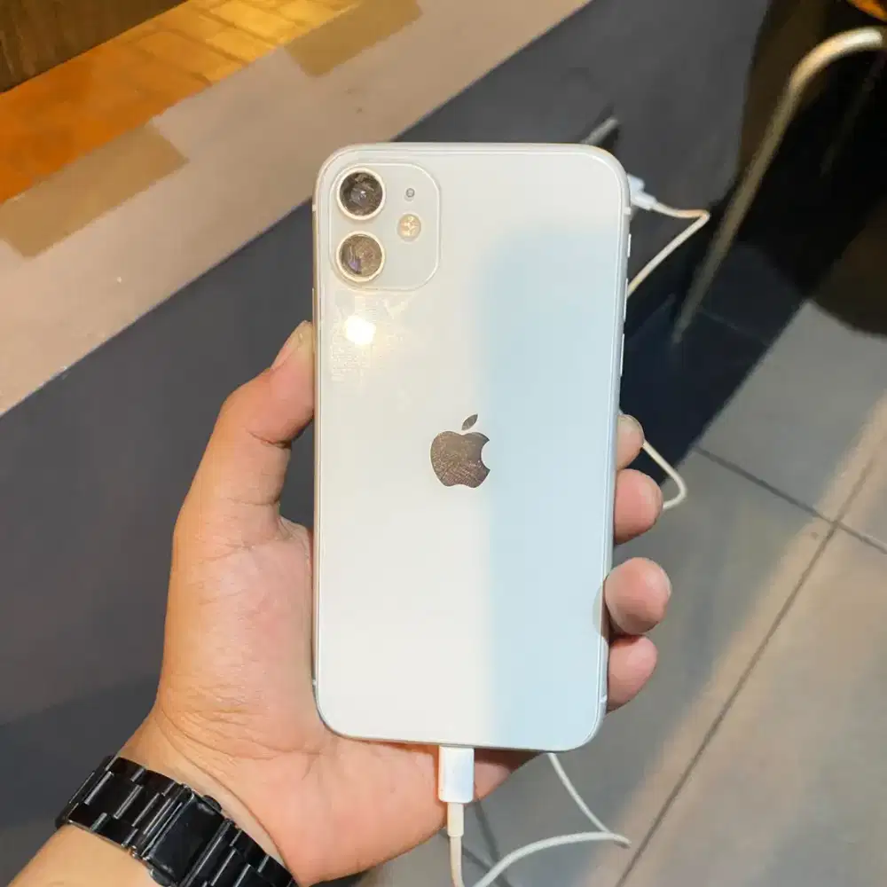 iPhone 11 128 GB all operator inter