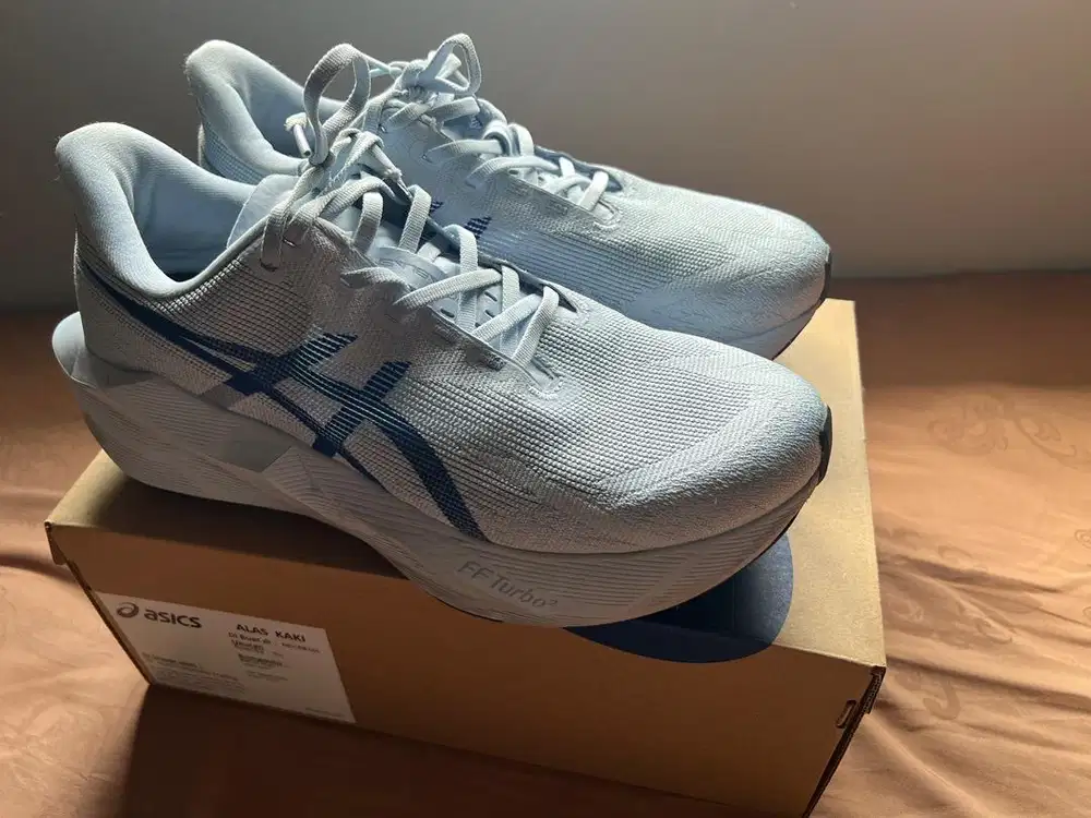Asics Novablast 6 Wide, size 43.5