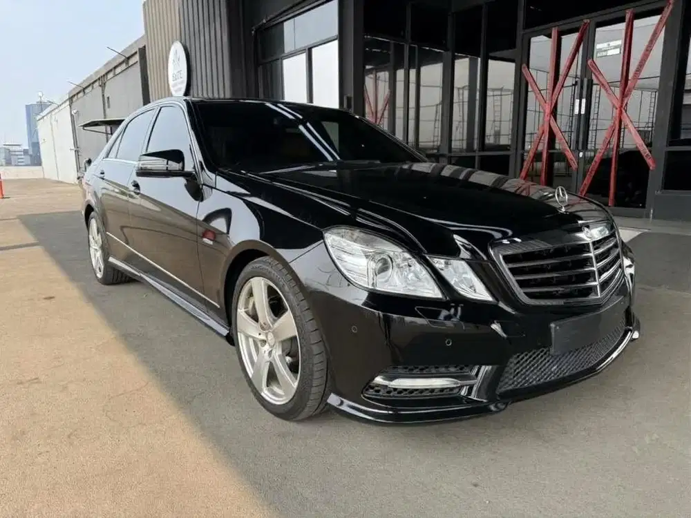 ANTIK Merc E250 W212 Hitam 2012 30rb TDP Minim E300 2013 W211 2014