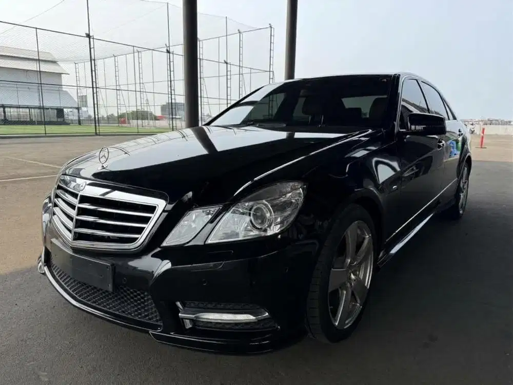 ANTIK Merc E250 W212 Hitam 2012 30rb TDP Minim E300 2013 W211 2014