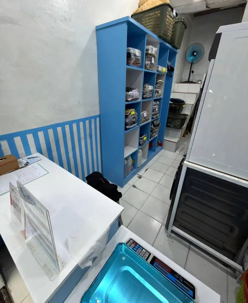 DIBUTUHKAN KARYAWAN LAUNDRY MAMPANG PRAPATAN