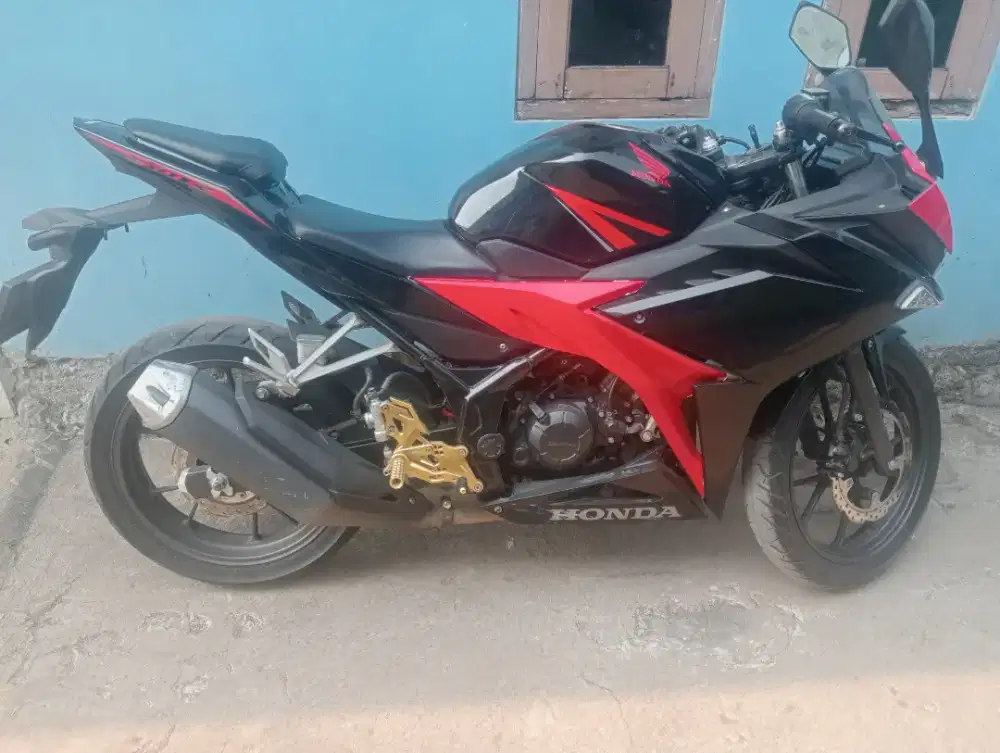 Honda CBR 2019 pajak mepet