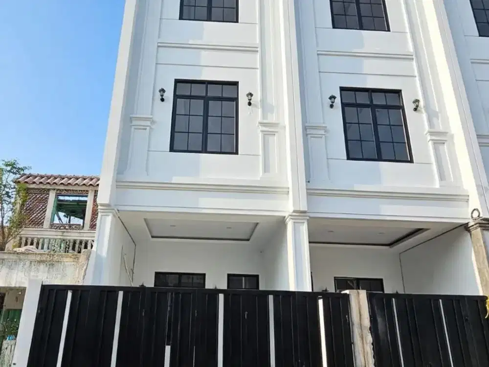 Rumah Komplek Duri Nirmala 3 lantai luas 72meter Kebon Jeruk Jakarta Barat