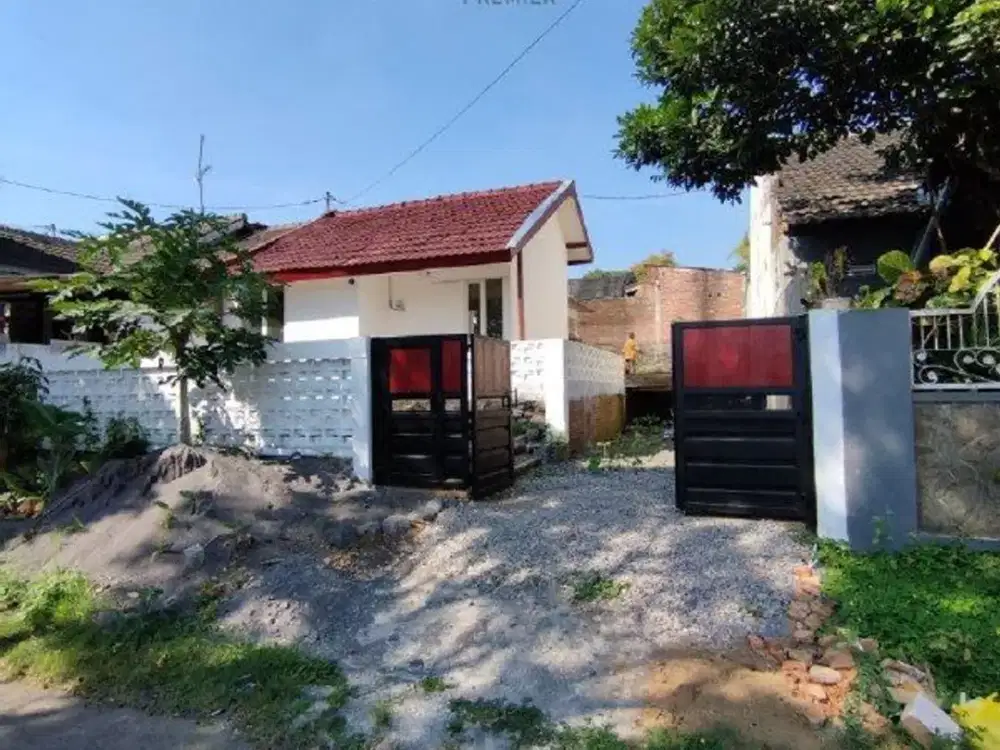 Dijual Rumah Villa Cantik Nyaman dan Luas di Cemorokandang, Kedungkandang Malang