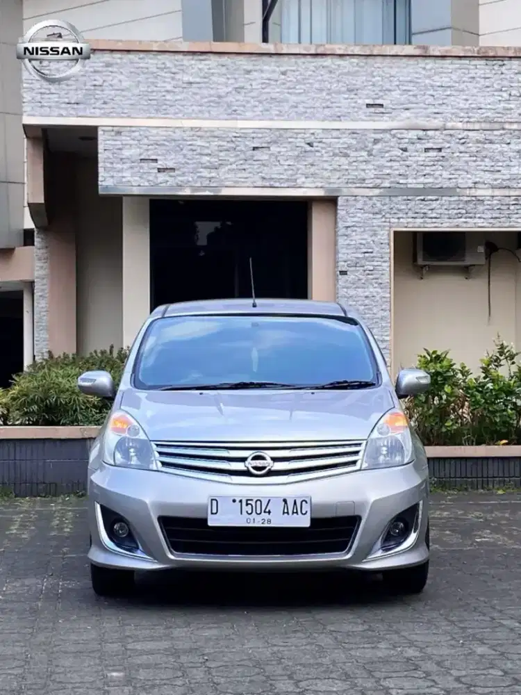 Grand Livina 1.5 Ultimate 2012