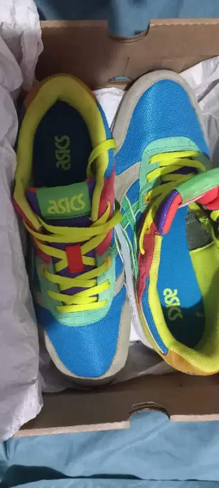 Asics limeted edition