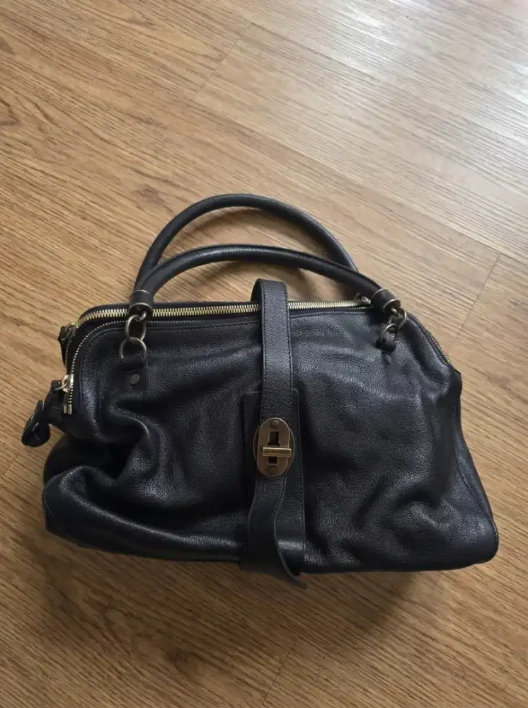 Tas Burberry Original Doctor Satchel Black Pebbled Leather Like New