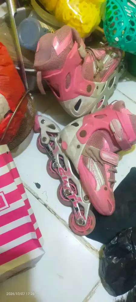 sepatu roda kls 3-6 SD