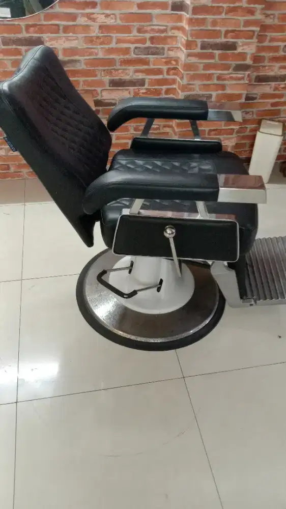kursi barbershop