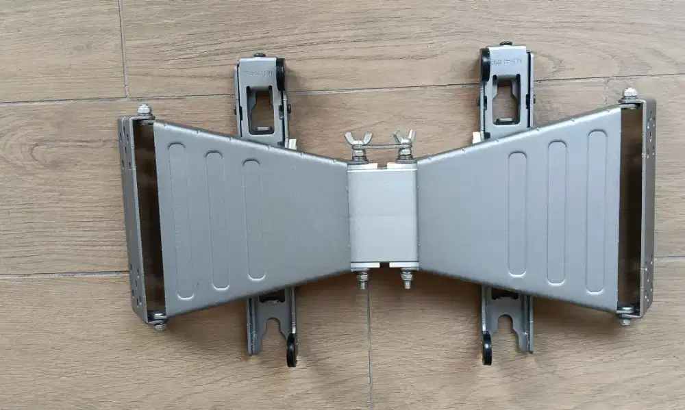 Bracket TV LG (baru)