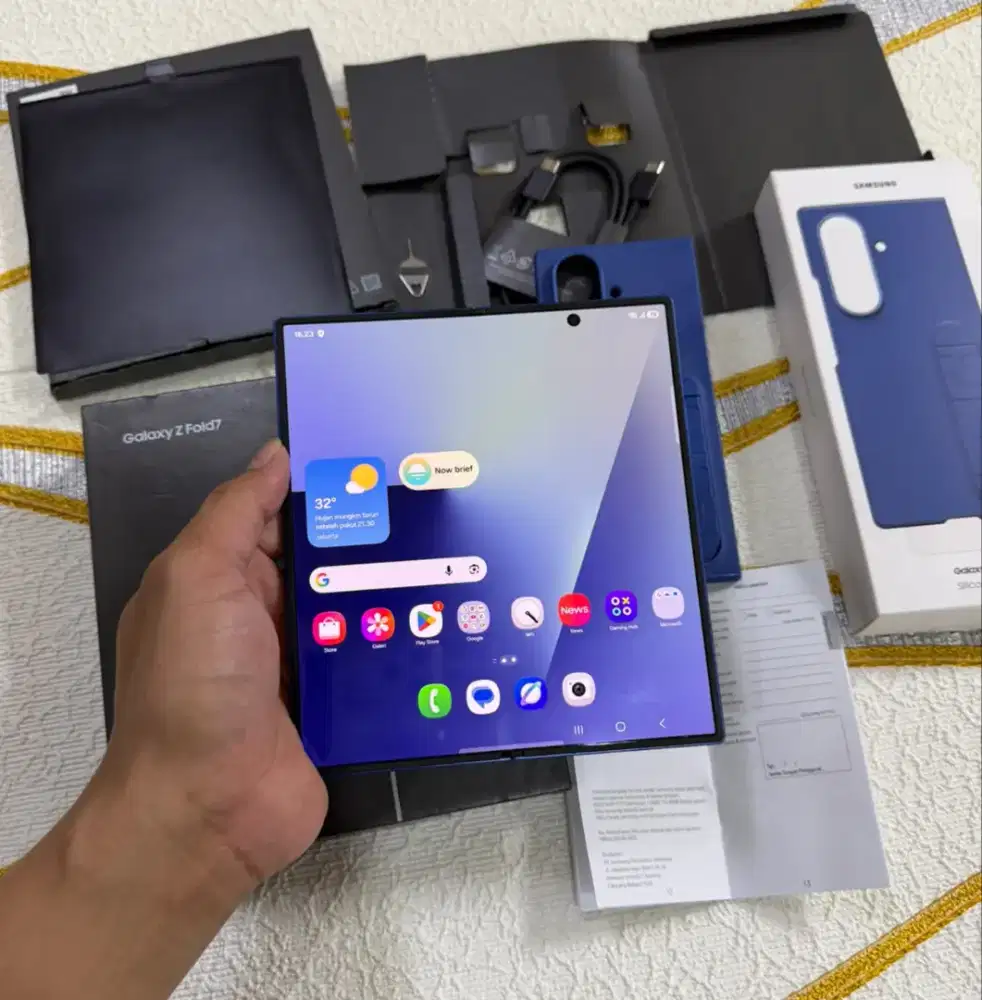 Samsung Galaxy Z Fold 7 12/512GB 5G Fullset Mulus Garansi Resmi