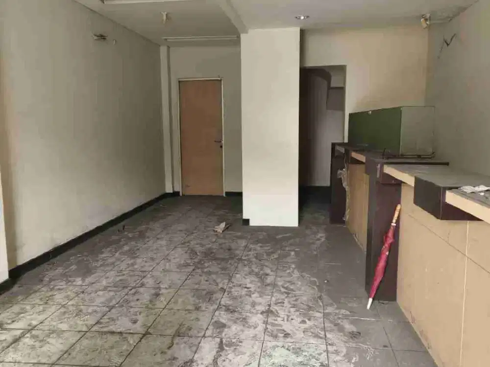 Dijual / Disewakan
Ruko  jl. Raya Serpong km 7