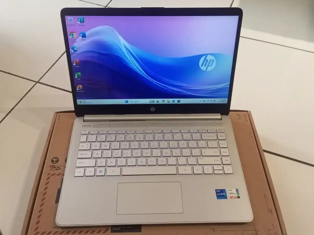 Laptop HP 14s-dq2xxx| i7-1165G7| Ram 16/512 GB