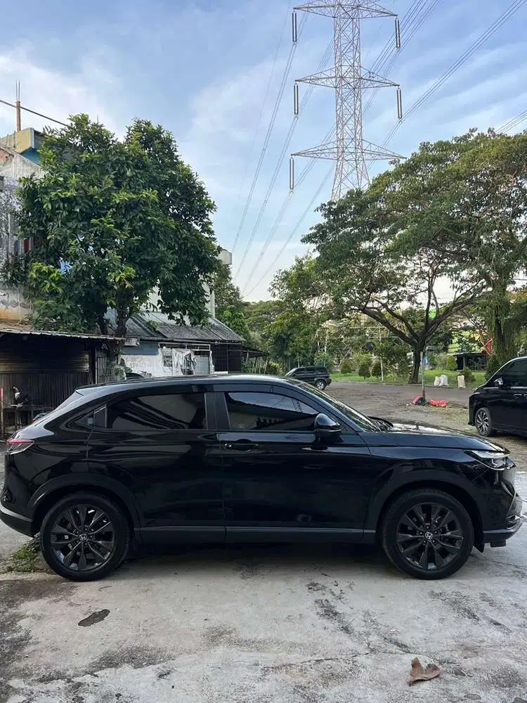 Honda HR-V 2023 Bensin