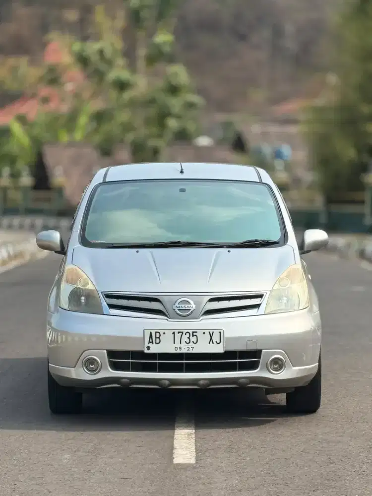 (DP 20JUTA) GRAND LIVINA 1.5 XV 2012 MT MANUAL