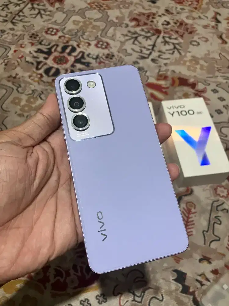 VIVO Y100 5G 8/128 FULLSET LIKE NEW