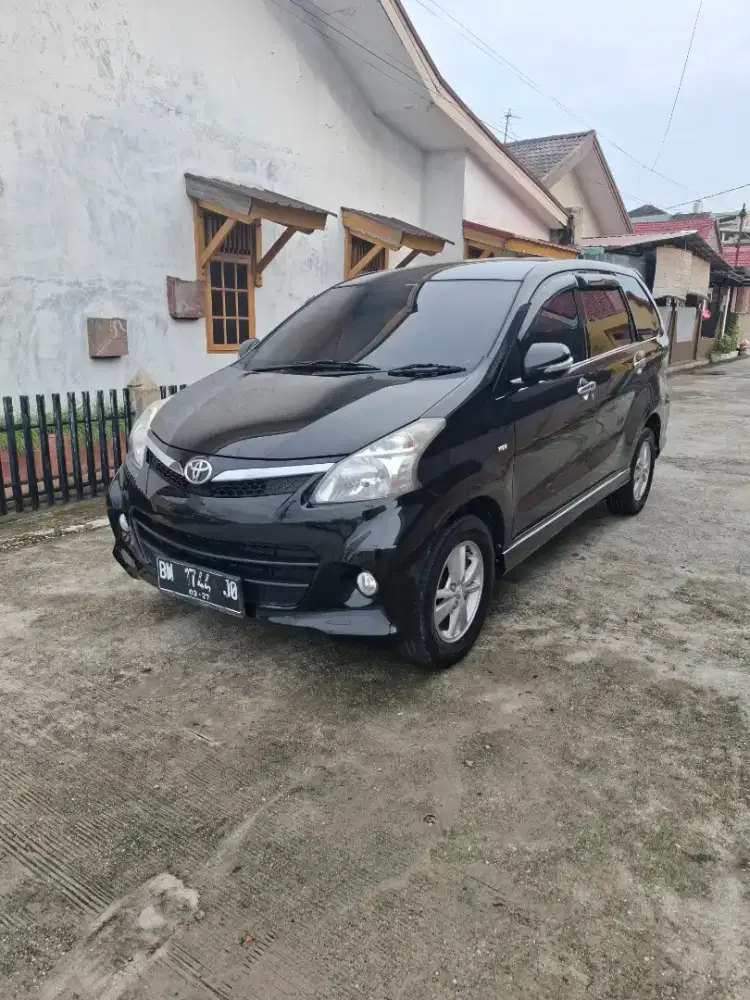 Toyota Avanza 2012 Bensin