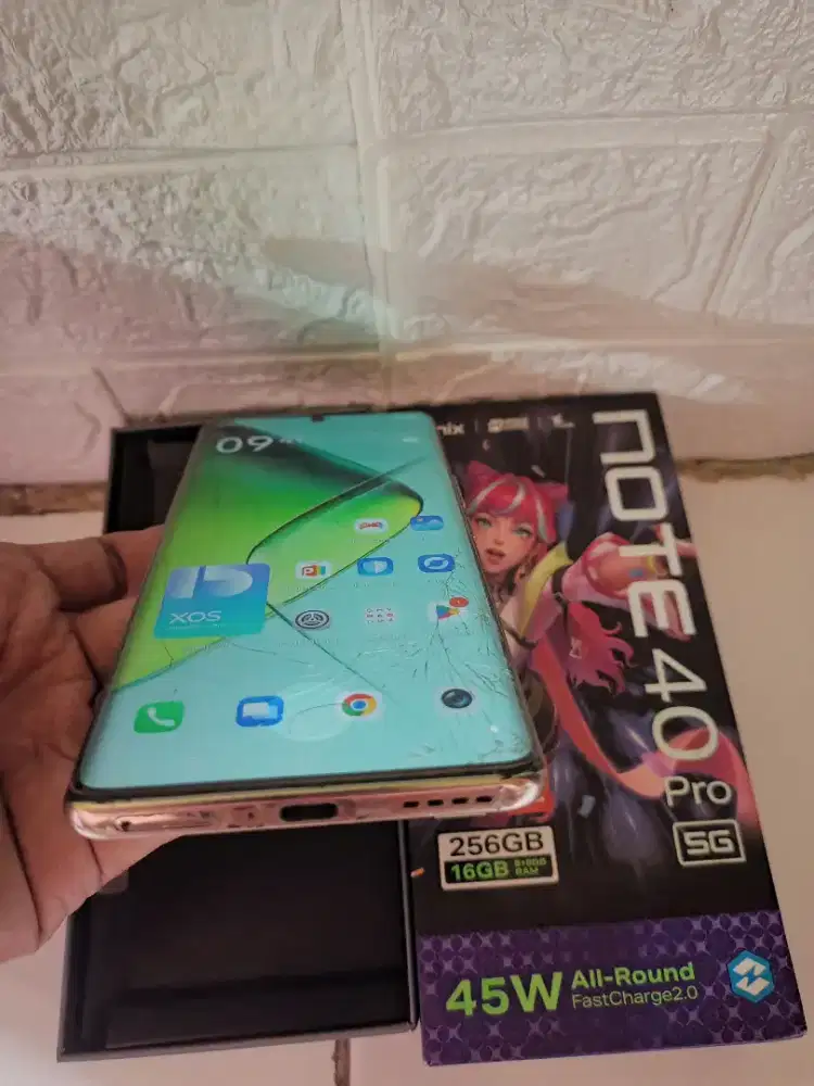 Infinix note 40 pro 5G fullset 8/256