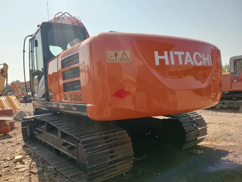JUAL EXCAVATOR 2022 ALAT BERAT HITACHI ZX200-5G