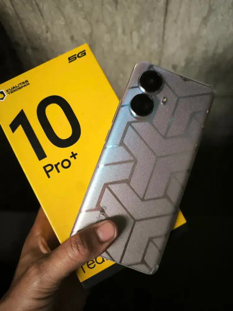 Realme 10 pro plus 5G 8/128 jual cepat aja