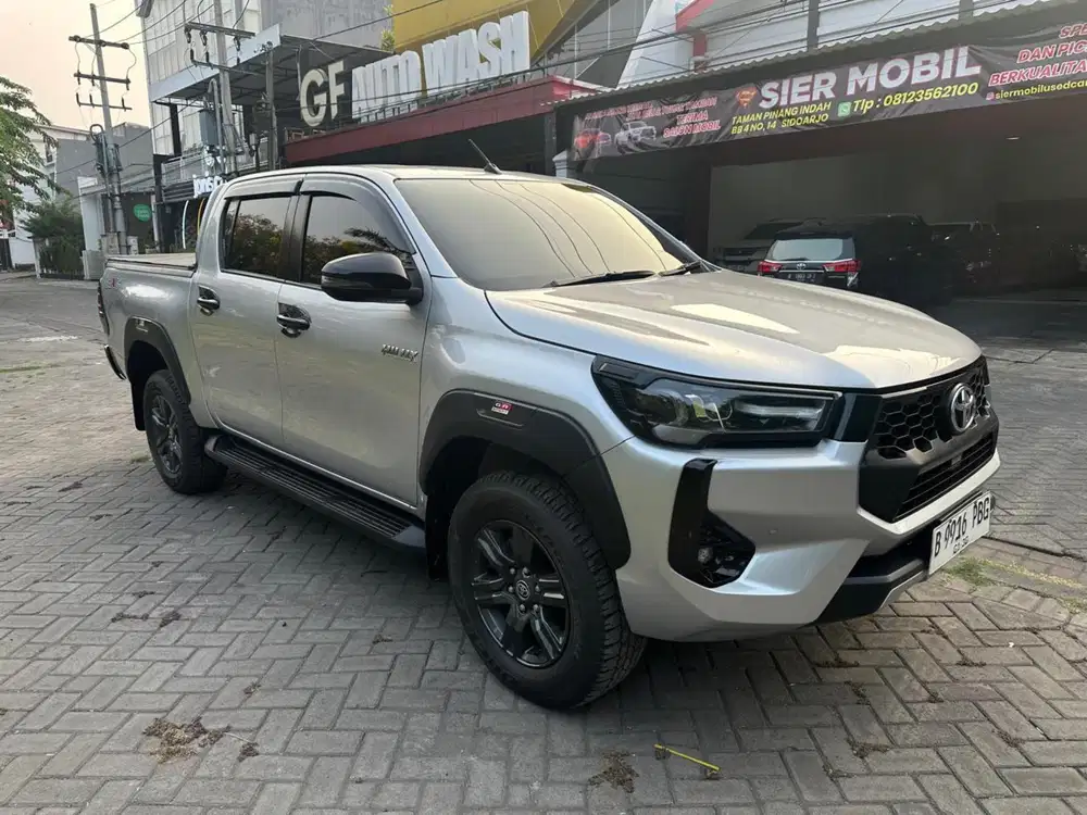 Toyota Hilux Double Cabin 4x4 V Disel AT PMK 2025 Record Auto 2000