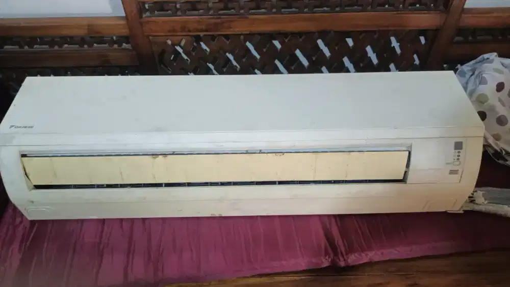 AC Daikin 2pk + outdoor