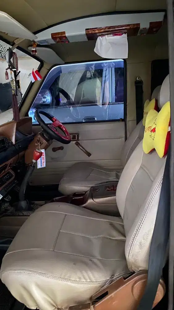 Toyota Kijang Super 1989