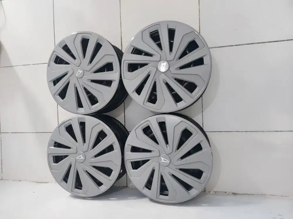 Velg Kaleng R14 Original Daihatsu Sigra 2026