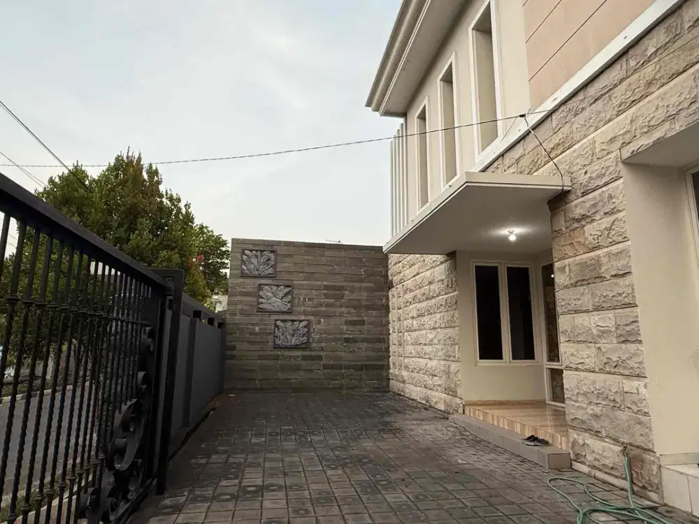 Disewakan Murah Rumah Besar Bagus Cocok utk Kantor di Pondok Jati Kota Sidoarjo dkt Mutiara Citra Garden