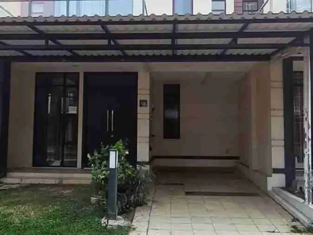 DISEWAKAN RUMAH 2 LANTAI 4 KAMAR LAVON SWANCITY CIKUPA TANGERANG