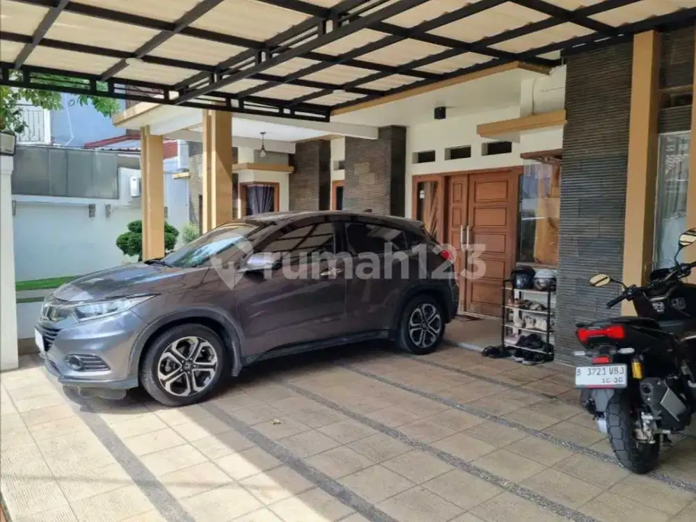 Rumah Gandeng di Alam Sutera Lokasi Strategis Siap Huni