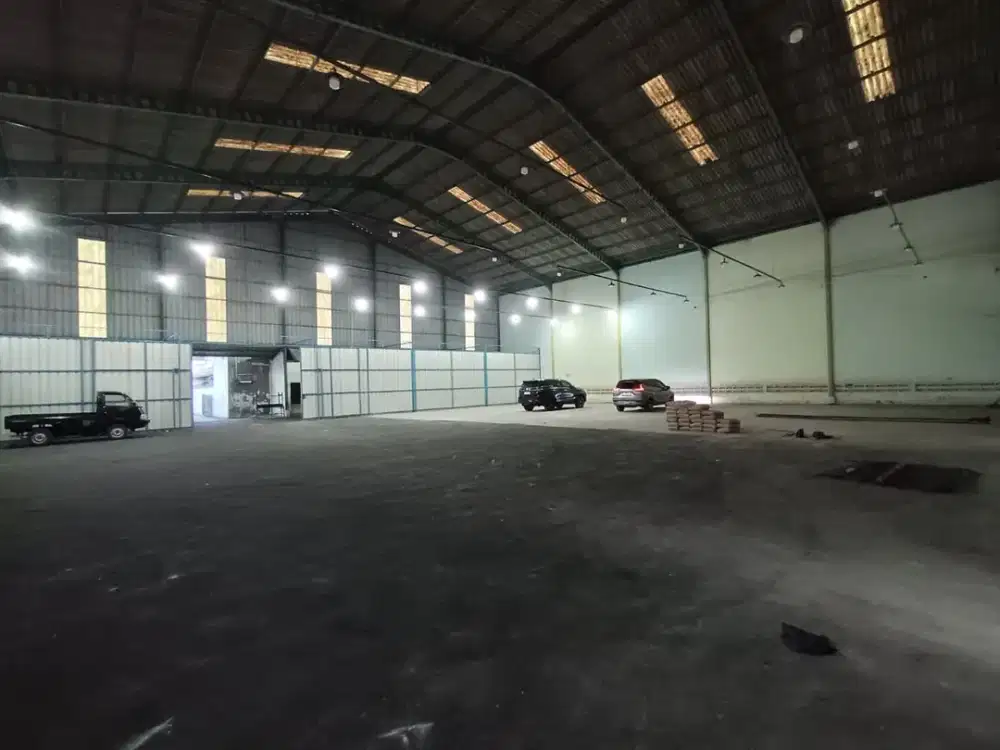 Disewakan Gudang Luas 750 m2 Ex Lapangan Futsal Di Babelan,Bekasi.