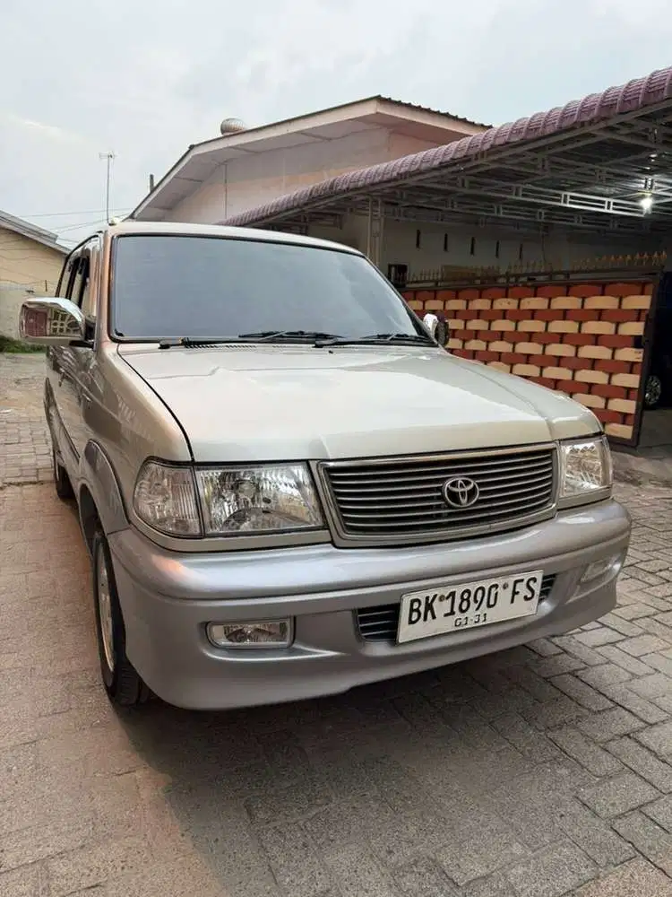Toyota Kijang 2000 Bensin