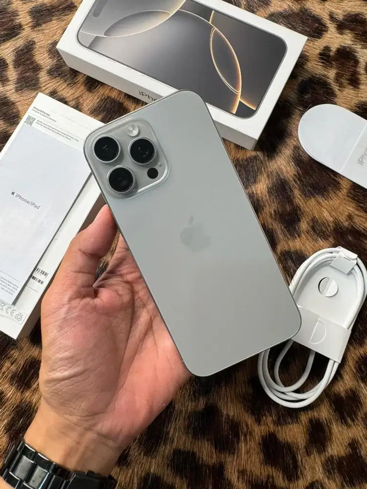 iPhone 16 Pro Max 256GB BH91 Resmi (Natural)