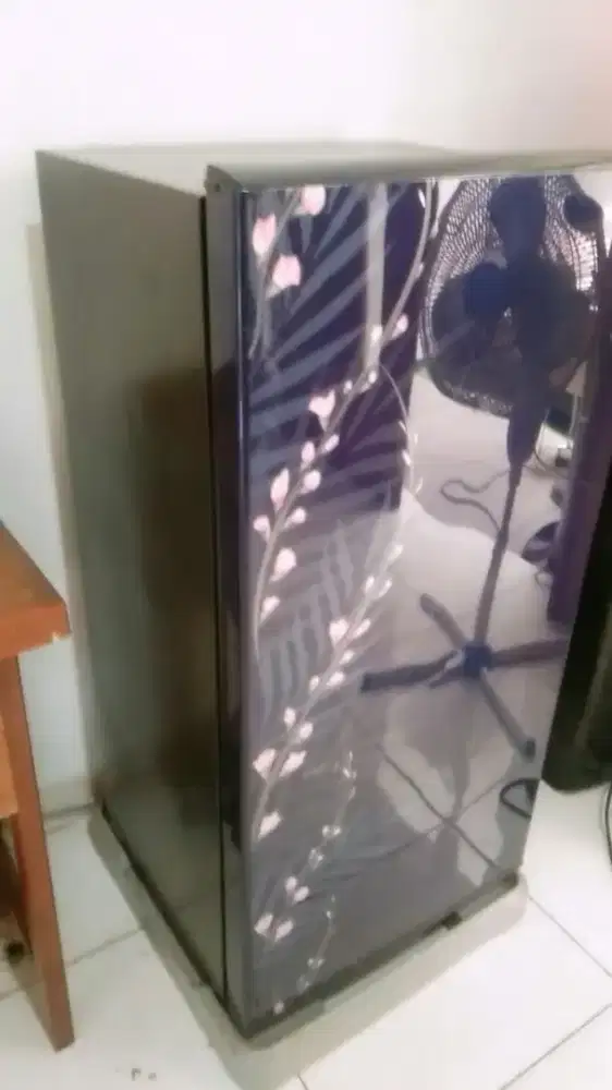 Kulkas 1 pintu sharp normal nego