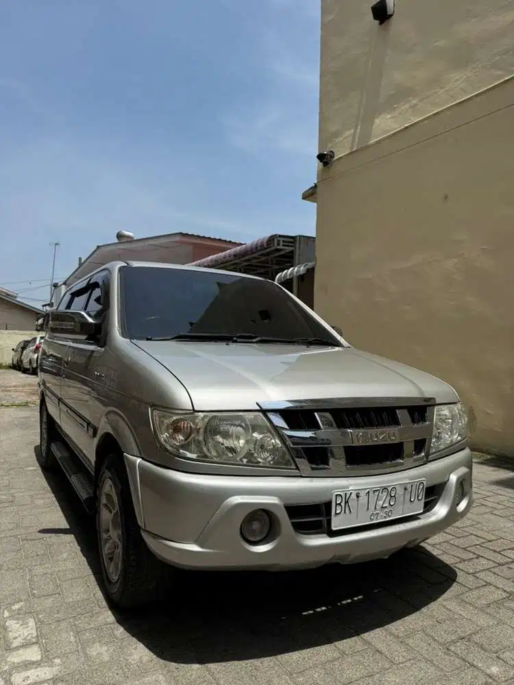 Isuzu Panther 2015 Diesel