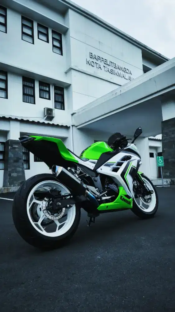 Kawasaki ninja 250 Fi SE ABS