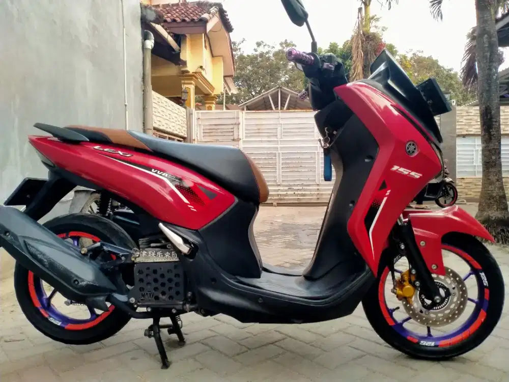 Yamaha Lexi lengkap motor sehat mesin segel keterangan detail dibawah