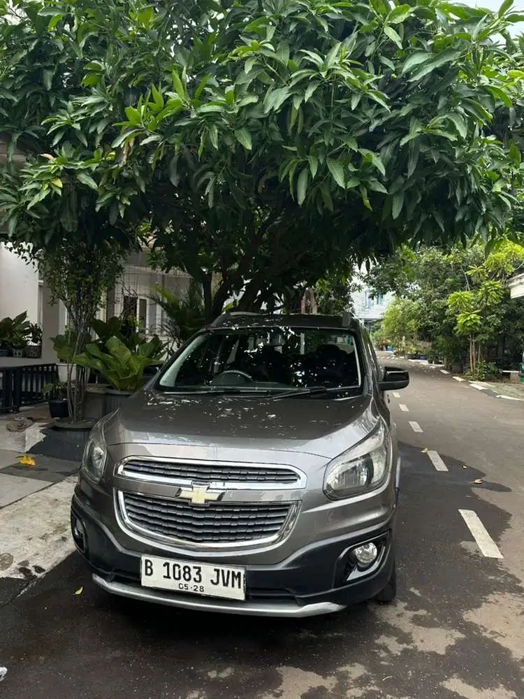 Chevrolet Spin 2014 Bensin